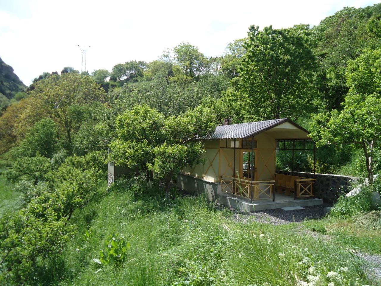 The River House Yeghegis Yekhegis Екстериор снимка
