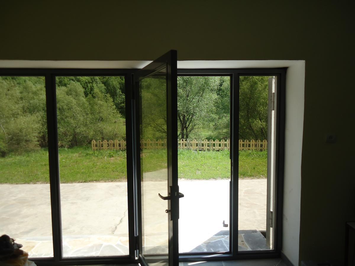 The River House Yeghegis Yekhegis Екстериор снимка